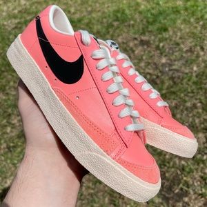 white nike with hot pink swoosh